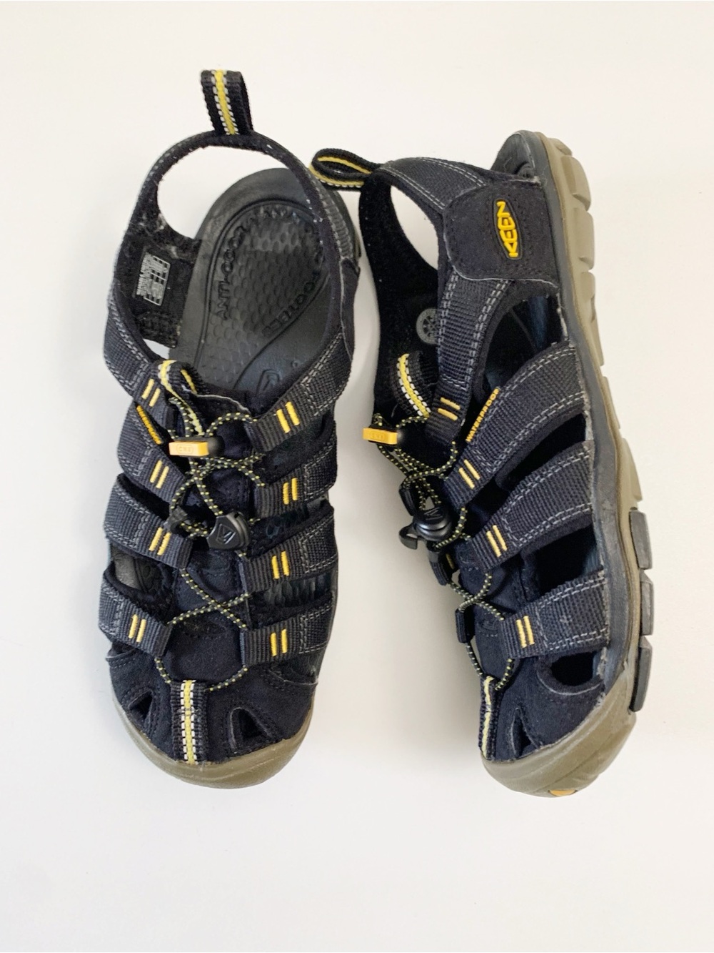 Keen Clearwater CNX Women's Outdoor Sports Sandals ~ 7
